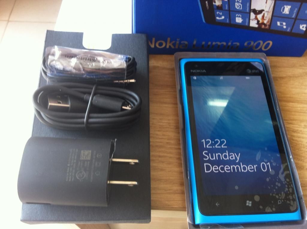 Nokia Lumia 800   Lumia 900 đủ màu sắc   Hàng mới 100 fullbox Giá rẻ nhất