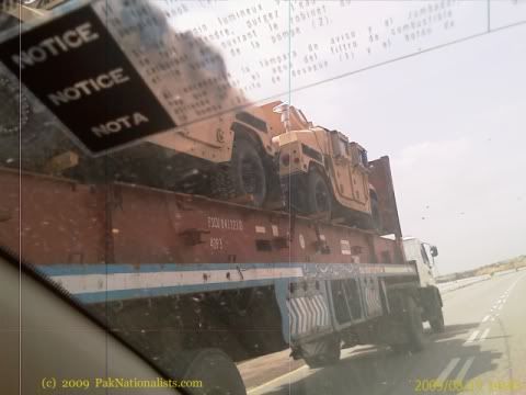 http://i676.photobucket.com/albums/vv126/kennyrk2/HummersinPakistan.jpg?t=1251806136