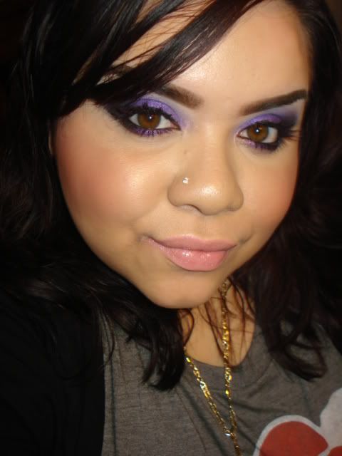 smokey purple makeup. or smokey purple look.