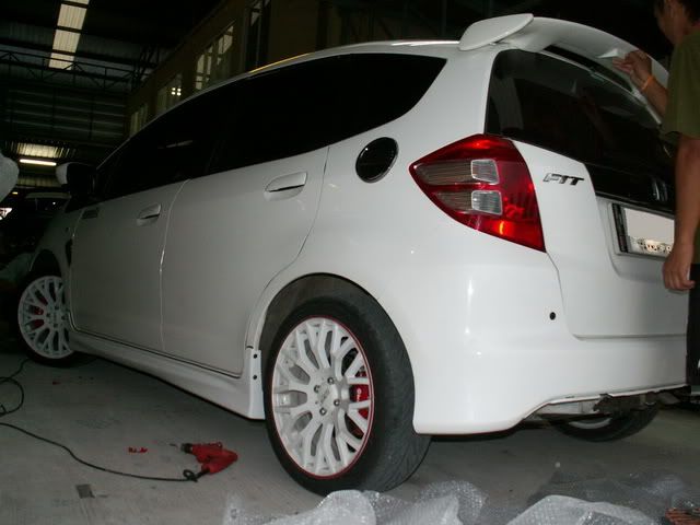 [ขาย] ชุดแต่ง Honda New Model ติดตั้งถึงบ้าน / กรอบป้าย,ป้ายพับ,กันสาด,Logo,Sticker ส่งฟรี