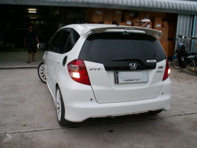 [ขาย] ชุดแต่ง Honda New Model ติดตั้งถึงบ้าน / กรอบป้าย,ป้ายพับ,กันสาด,Logo,Sticker ส่งฟรี
