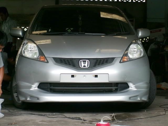 [ขาย] ชุดแต่ง Honda New Model ติดตั้งถึงบ้าน / กรอบป้าย,ป้ายพับ,กันสาด,Logo,Sticker ส่งฟรี