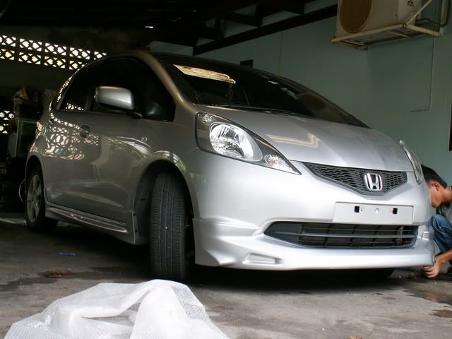 [ขาย] ชุดแต่ง Honda New Model ติดตั้งถึงบ้าน / กรอบป้าย,ป้ายพับ,กันสาด,Logo,Sticker ส่งฟรี
