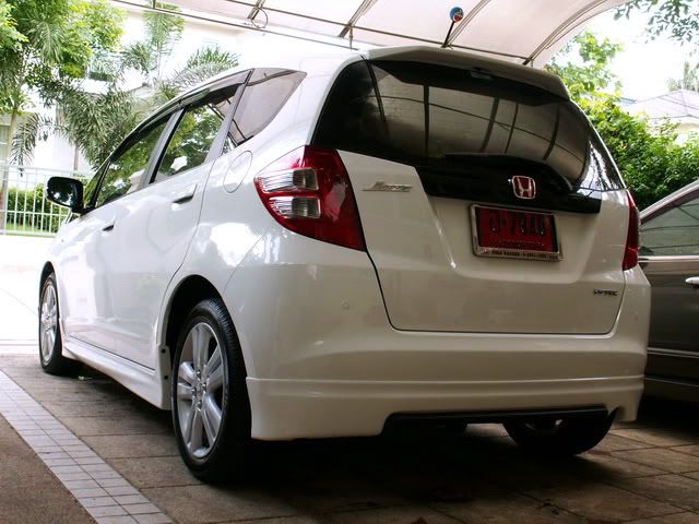 [ขาย] ชุดแต่ง Honda New Model ติดตั้งถึงบ้าน / กรอบป้าย,ป้ายพับ,กันสาด,Logo,Sticker ส่งฟรี