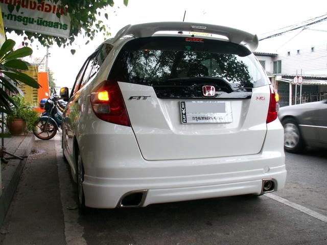 [ขาย] ชุดแต่ง Honda New Model ติดตั้งถึงบ้าน / กรอบป้าย,ป้ายพับ,กันสาด,Logo,Sticker ส่งฟรี