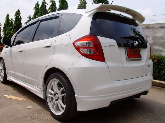 [ขาย] ชุดแต่ง Honda New Model ติดตั้งถึงบ้าน / กรอบป้าย,ป้ายพับ,กันสาด,Logo,Sticker ส่งฟรี