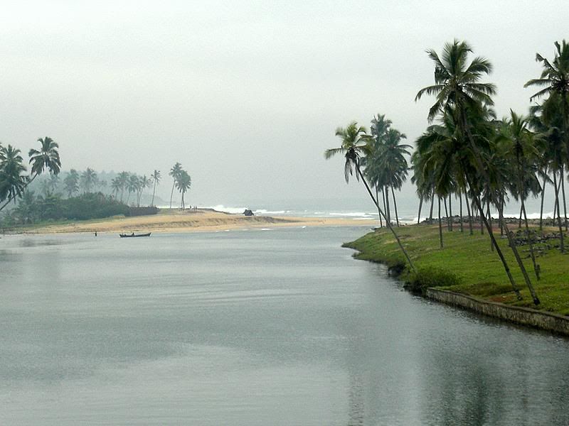 Kappil Beach And Backwaters