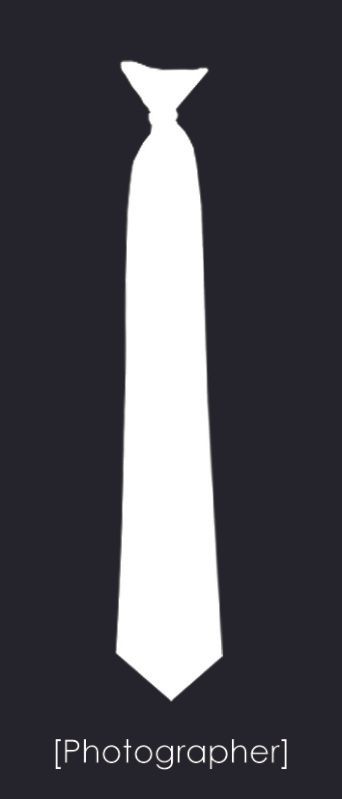 IMAGE: http://i676.photobucket.com/albums/vv130/monrealstudio/Business/MiniCardfront1.jpg