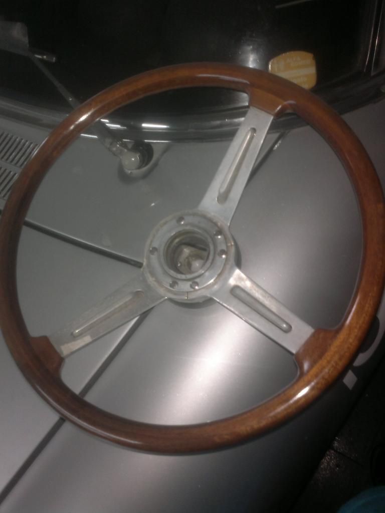 For Sale Original Hellebore 2000 gtv steering wheel Alfa Romeo Forums