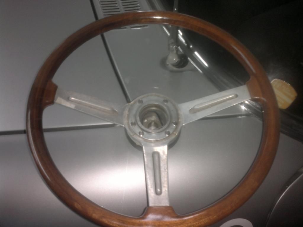 For Sale Original Hellebore 2000 gtv steering wheel Alfa Romeo Forums